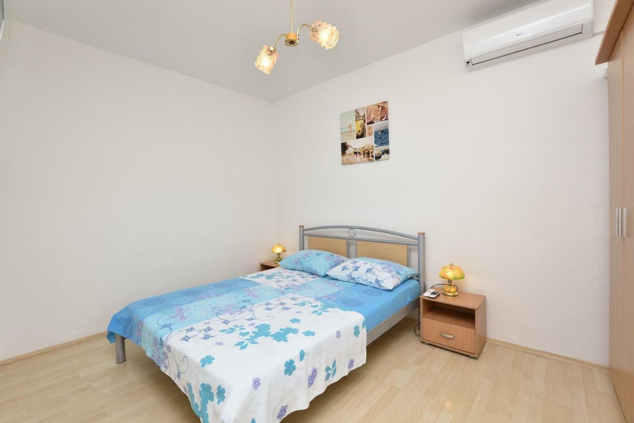 Apartment Dijo I Primošten Dış mekan fotoğraf